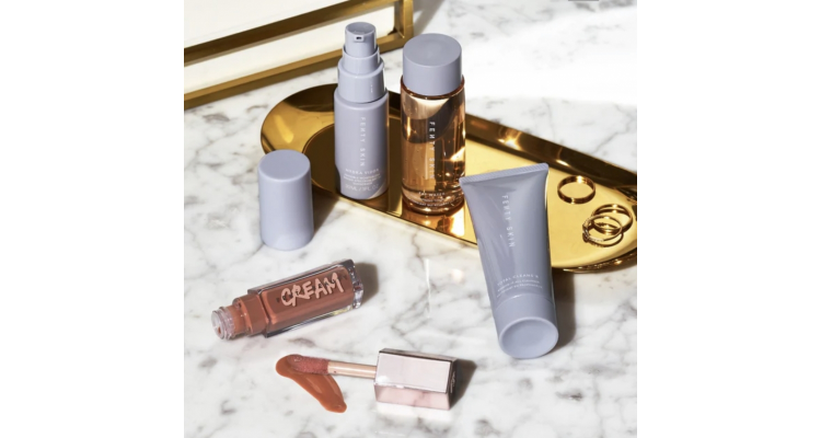 Fenty Beauty旅行套装
