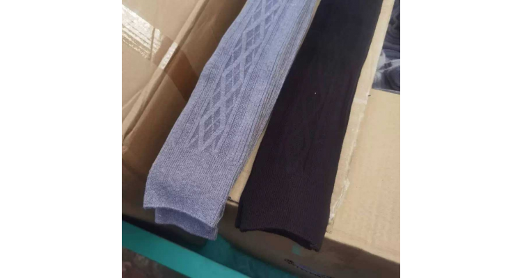过膝针织袜