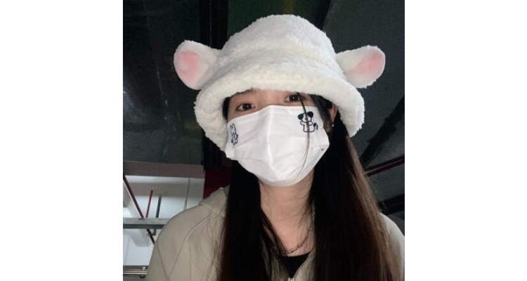 白色小羊帽子冬季女可爱绵羊帽羊羔毛绒