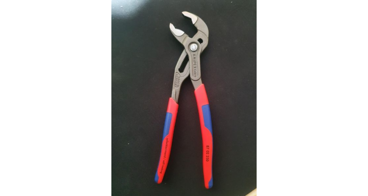 KNIPEX Cobra® 鹤咀钳