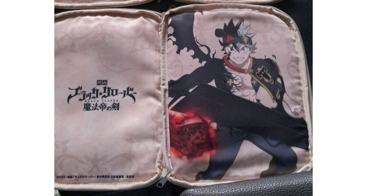 日本骏河屋-黑色五叶草的电影一番赏奖品