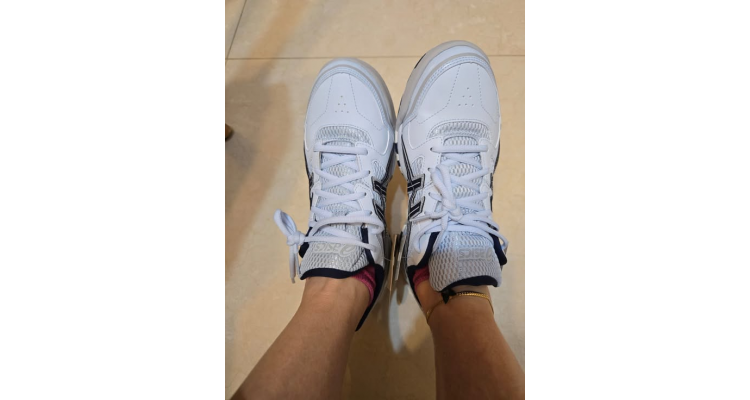澳洲Asics-GEL-SHEPPARTON 2跑鞋