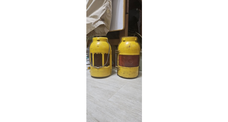 德国ebay-LAMPE, LATERNE - WARNLICHT - FEUERHAND