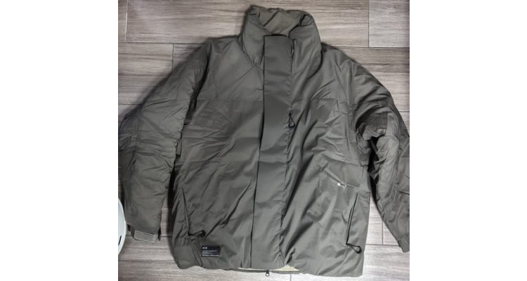 日本Amazon - Oakley ジャケットFGL PUFFER INS JACKET 4.7